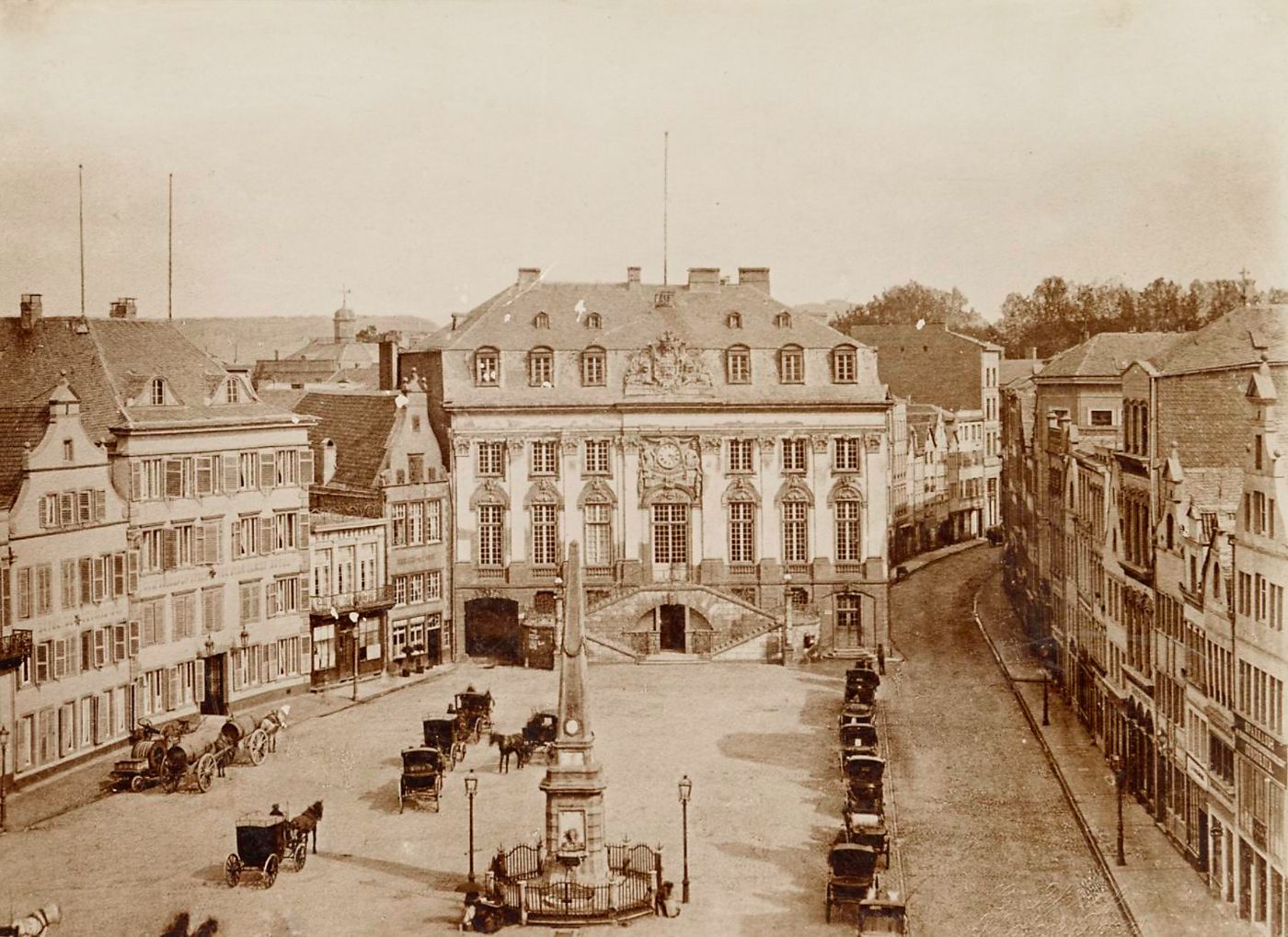 Historische Ansicht des Bonner Marktplatzes und Rathauses, 1870-1880